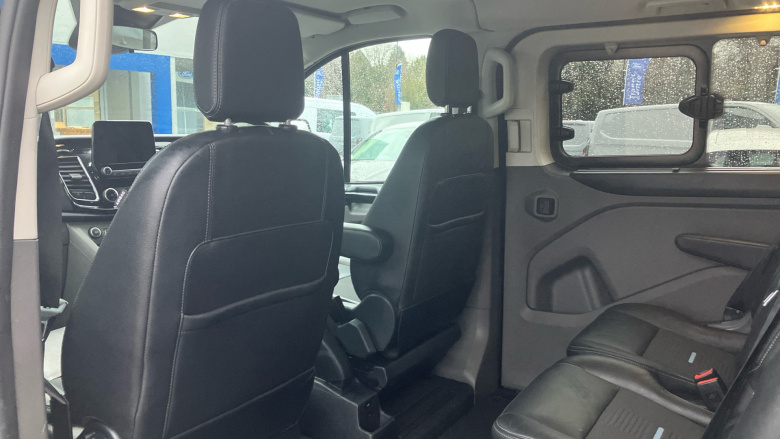 Ford Tourneo Custom Transit Custom Tourneo L1 Diesel Fwd 2.0 EcoBlue 130ps Low Roof 8 Seater Active